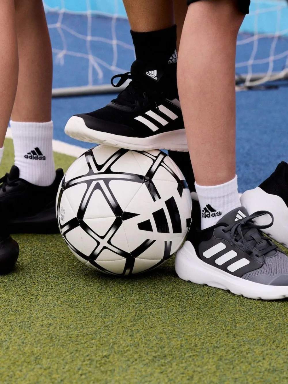 Outlet adidas Black/White Runfalcon 5 Lace Running Junior Trainers