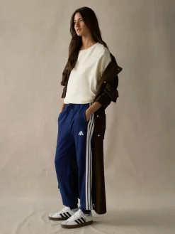 adidas Essentials 3-Stripes Cuffed Joggers^Women Sportswear|Leggings & Sweatpants