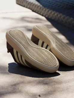 Best adidas Barreda Decode Trainers Brown