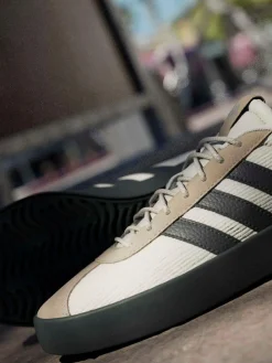 adidas VL Court Trainers^ Sneakers