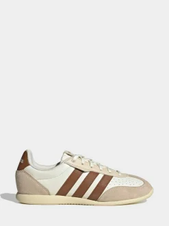 Best adidas Cream/White Barreda Lo Trainers
