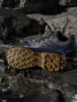 adidas Terrex adidas Terrex Skychaser AX5 GORE-TEX Hiking Trainers^ Sneakers