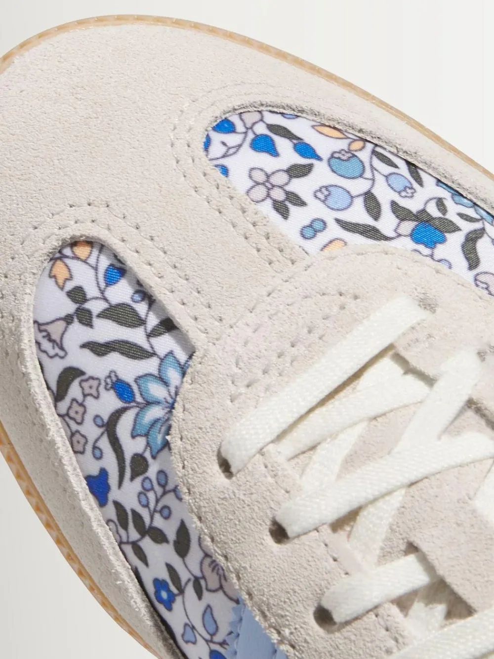 Outlet adidas originals Blue/Grey Floral Samba OG x Liberty London Junior Trainers