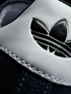 adidas originals Samba Suede Trainers^ Sneakers