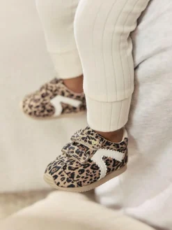 Next Baby Touch Fastening Trainers (0-24mths)^ Unisex|Sneakers