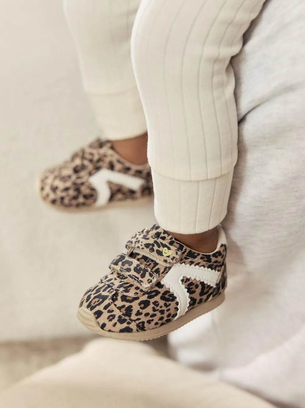 Next Baby Touch Fastening Trainers (0-24mths)^ Unisex|Sneakers