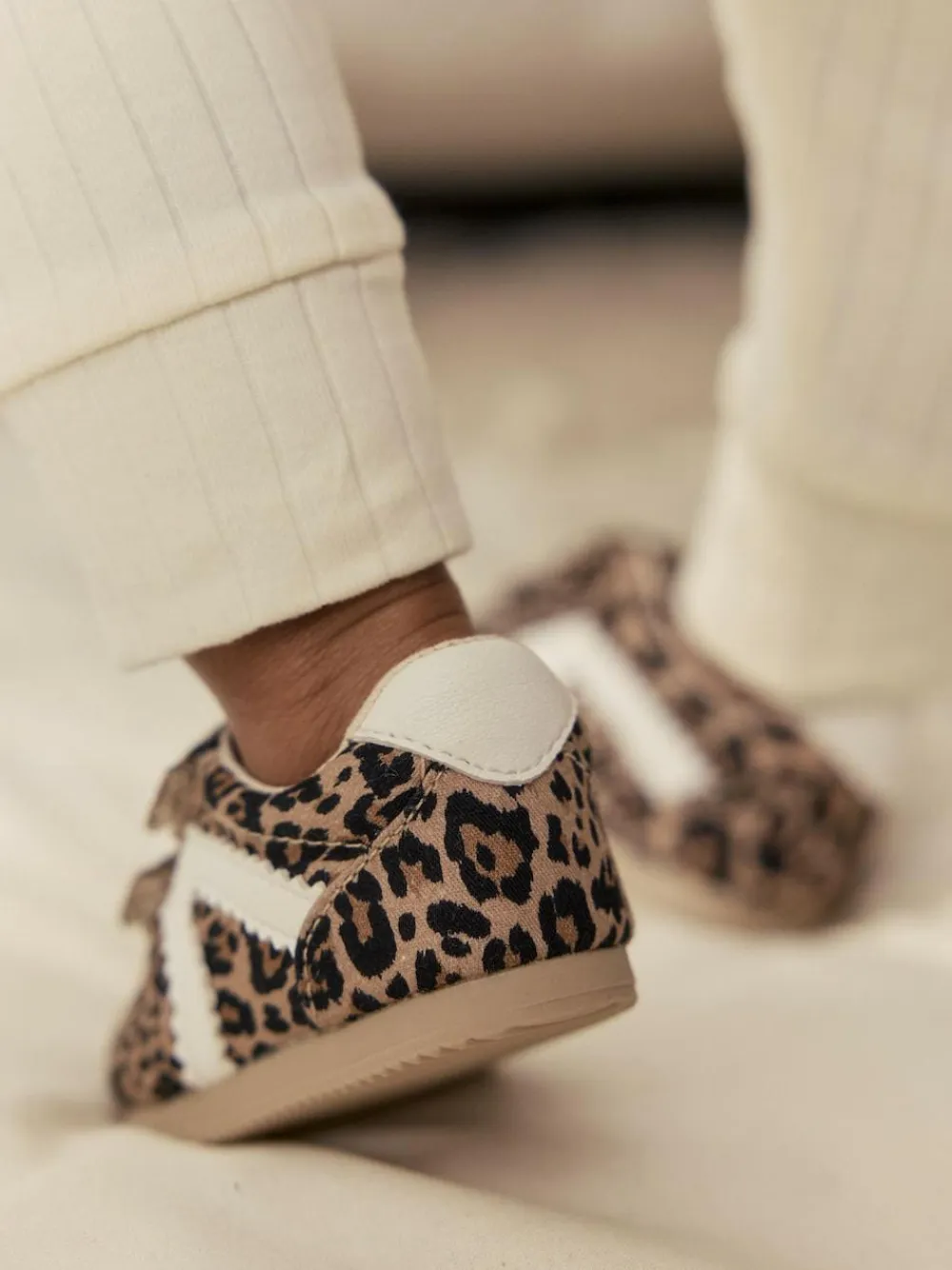 Next Baby Touch Fastening Trainers (0-24mths)^ Unisex|Sneakers