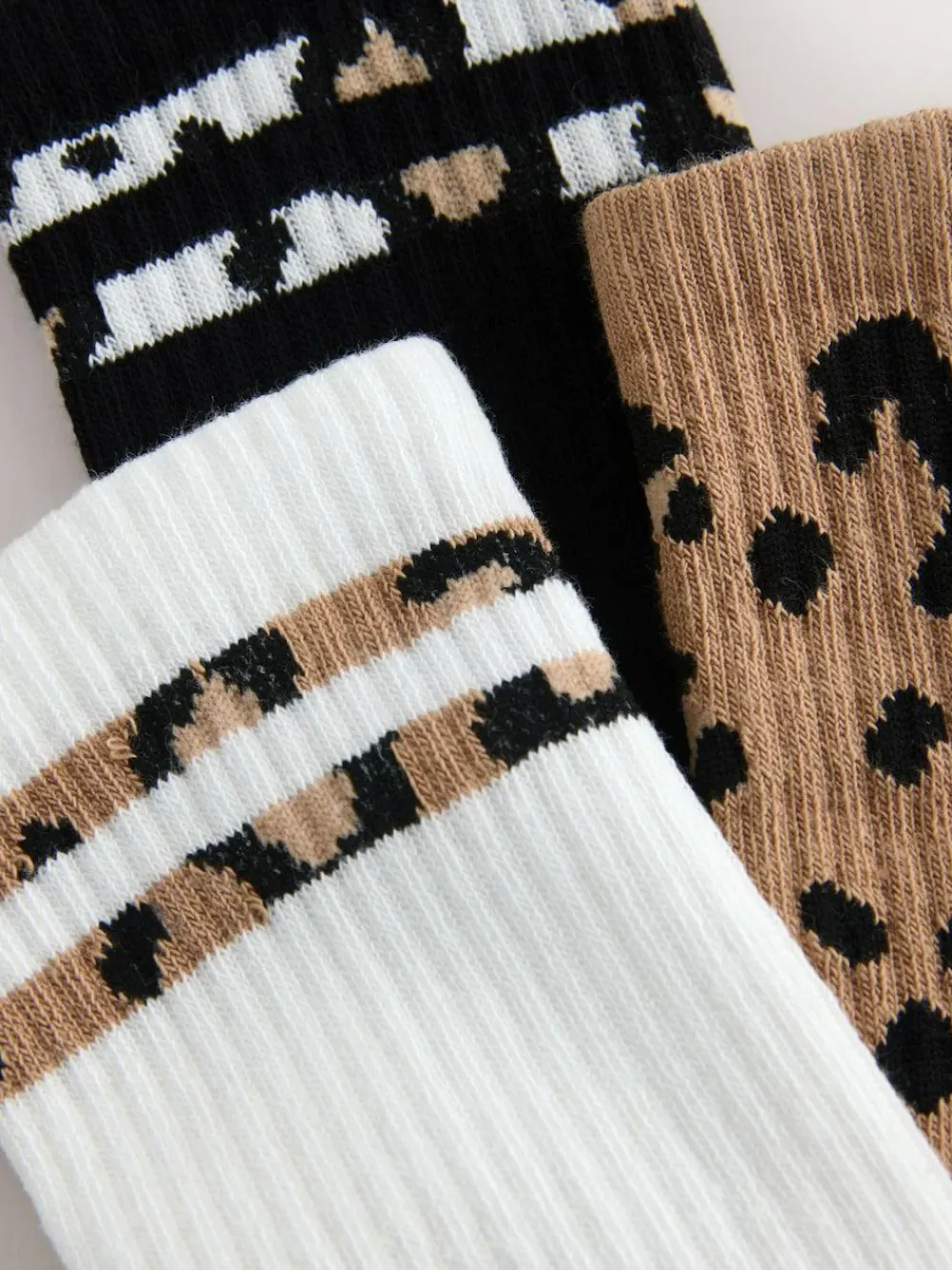 Online Next Animal Stripe Cushion Sole Ribbed Sport Ankle Socks 3 Pack With Arch Support