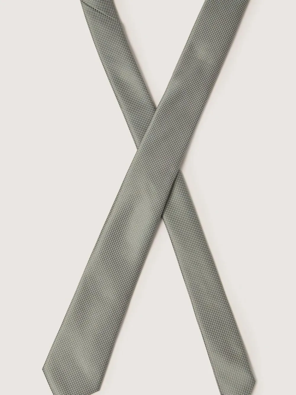 Hot Antique Rogue Green Texture Tie