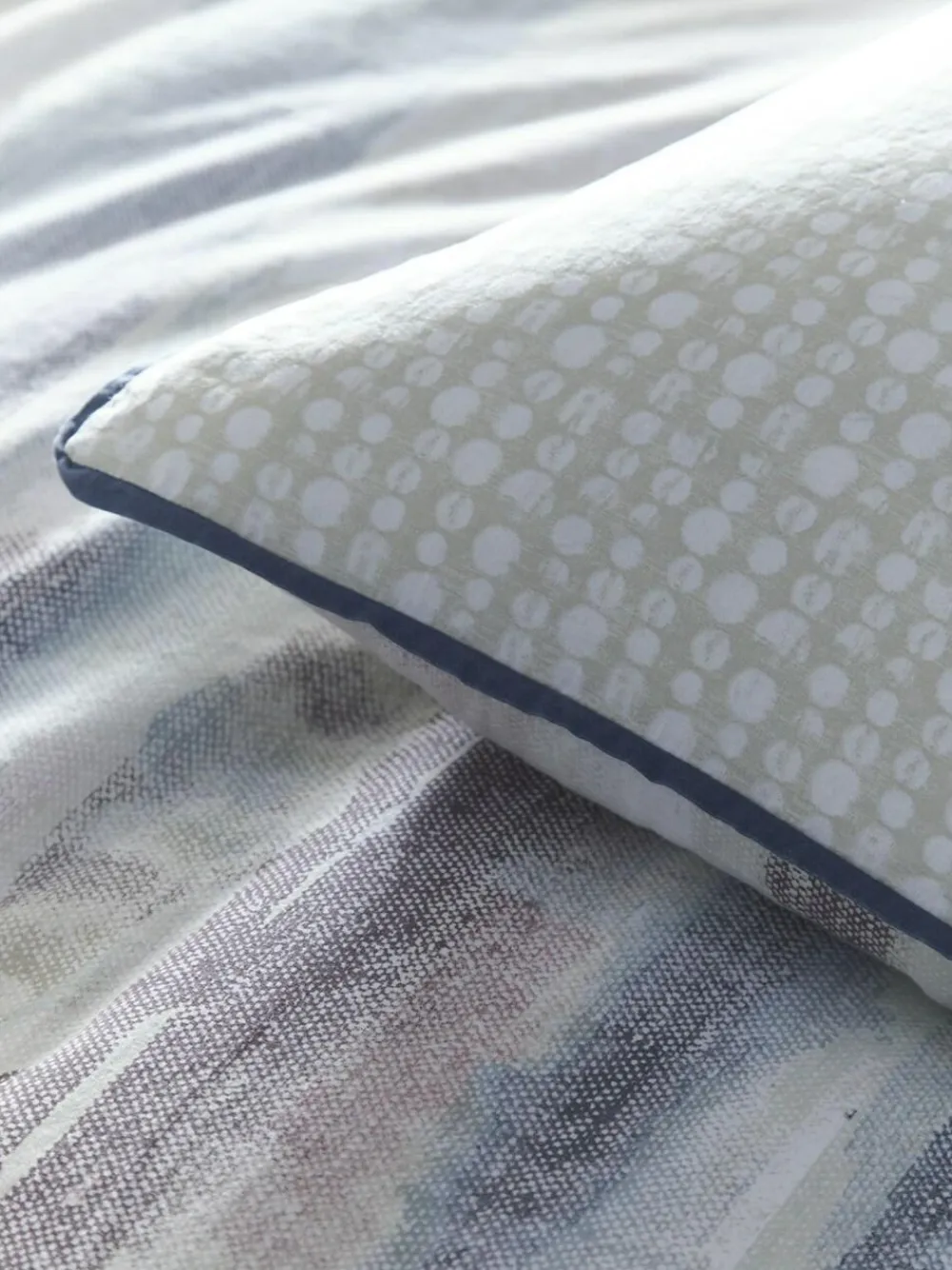 Best Appletree Blue Landscape 100% Cotton Duvet Cover And Pillowcase Set