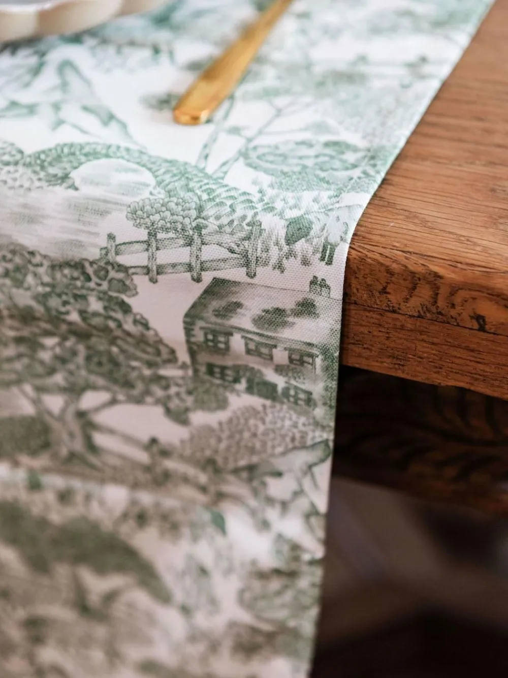 Avalon Home Green Lake District Toile Table Runner^ Table Linen, Placemats & Coasters