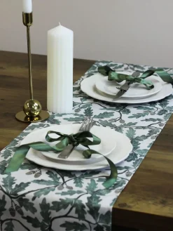 Avalon Home Green Oak 100% Cotton Table Runner^ Branded Kitchenware|Table Linen, Placemats & Coasters
