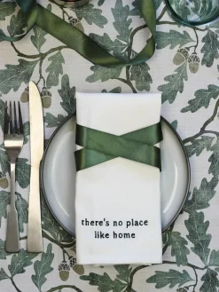 Avalon Home Set of 4 White Literary Collection Napkins 100% Cotton Gift Box^ Branded Kitchenware|Table Linen, Placemats & Coasters