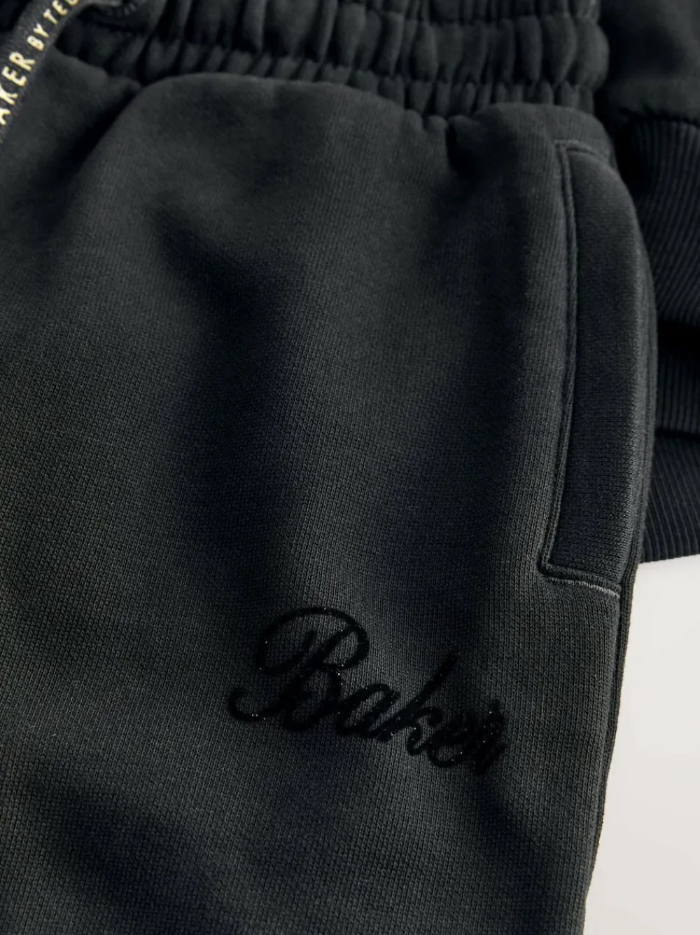 Baker by Ted Baker 2 Piece Flock Print Boxy Sweat & Cuffed Joggers Set Black