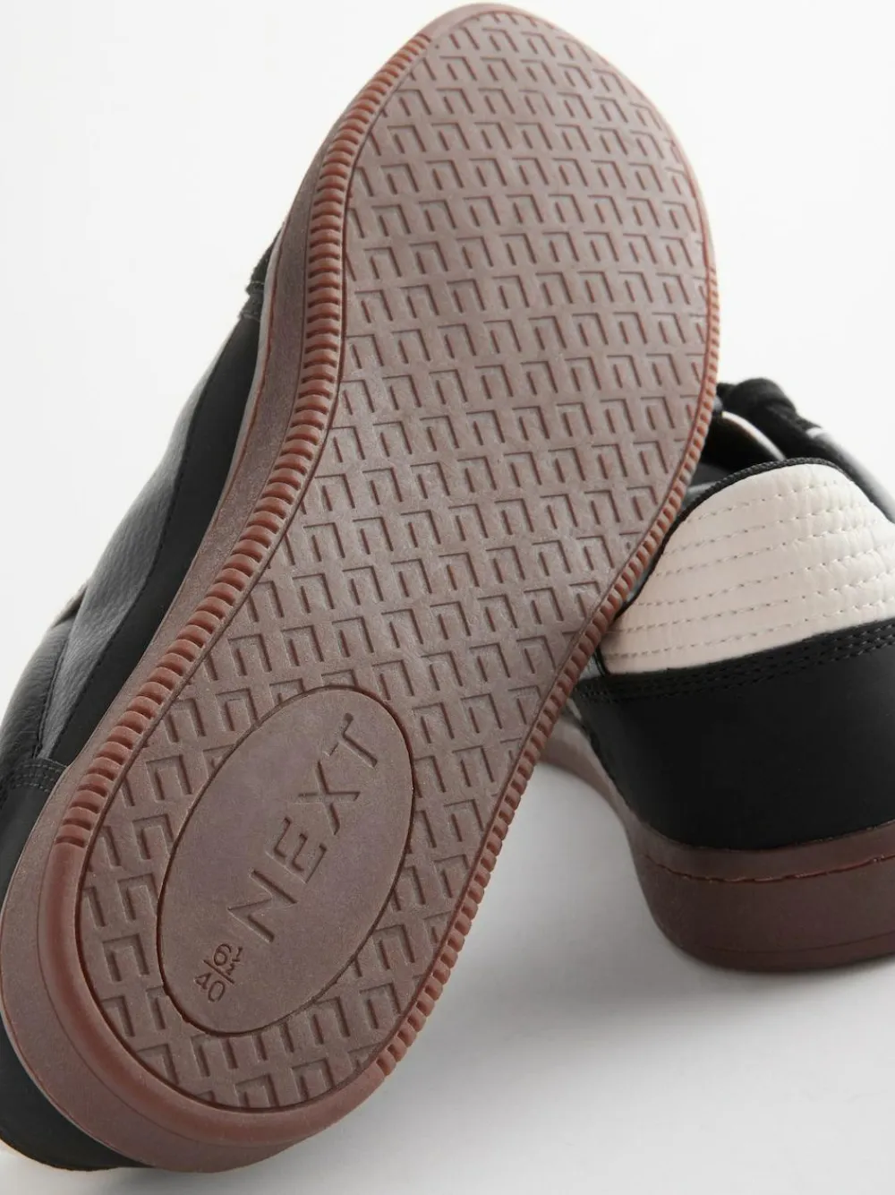 Next Black Lace-Up Trainers^Women Wide Fit & Extra Wide Fit|Sneakers