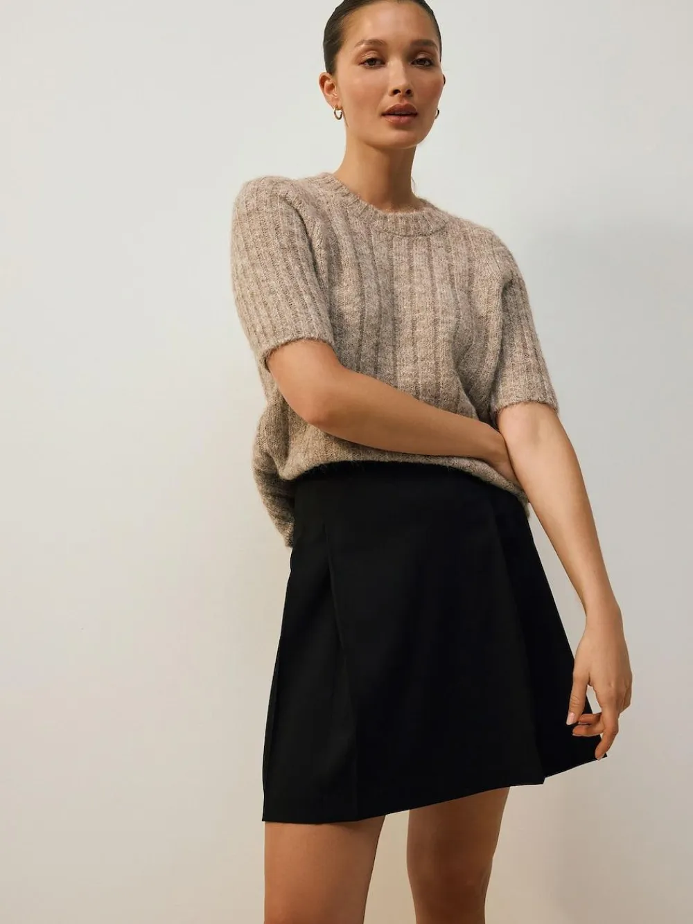 Outlet Next Black Mini Pleated Skirt