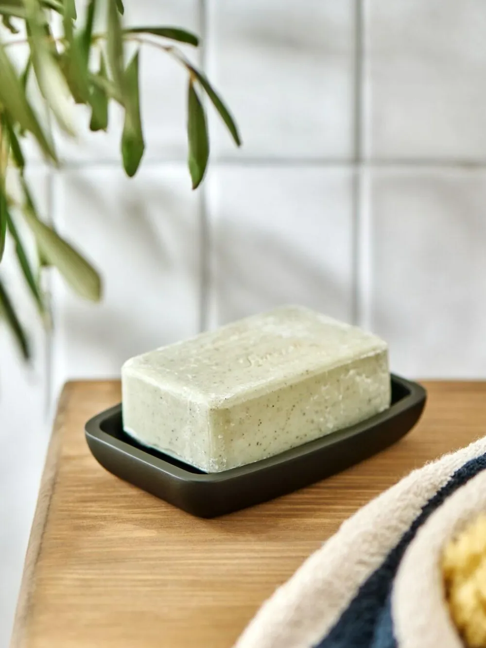 Online Next Black Moderna Soft Touch Soap Dish