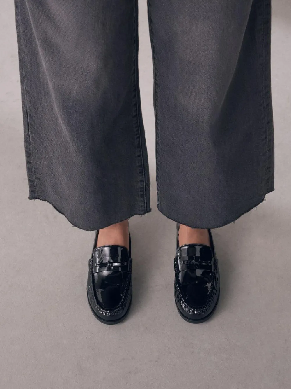 Hot Next Forever Comfort® Bow Detail Ruched Toe Loafers Black Patent