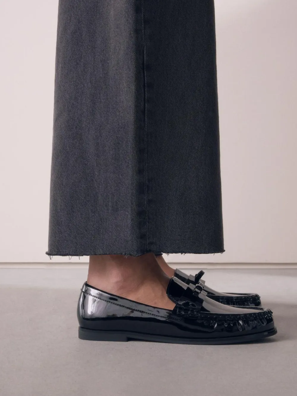 Hot Next Forever Comfort® Bow Detail Ruched Toe Loafers Black Patent