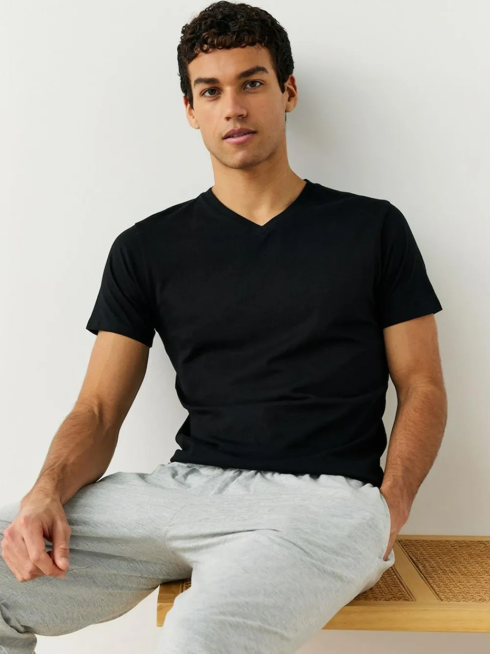 New Next Slim Fit 100% Cotton V-Neck Layering T-Shirts 5 Pack Black