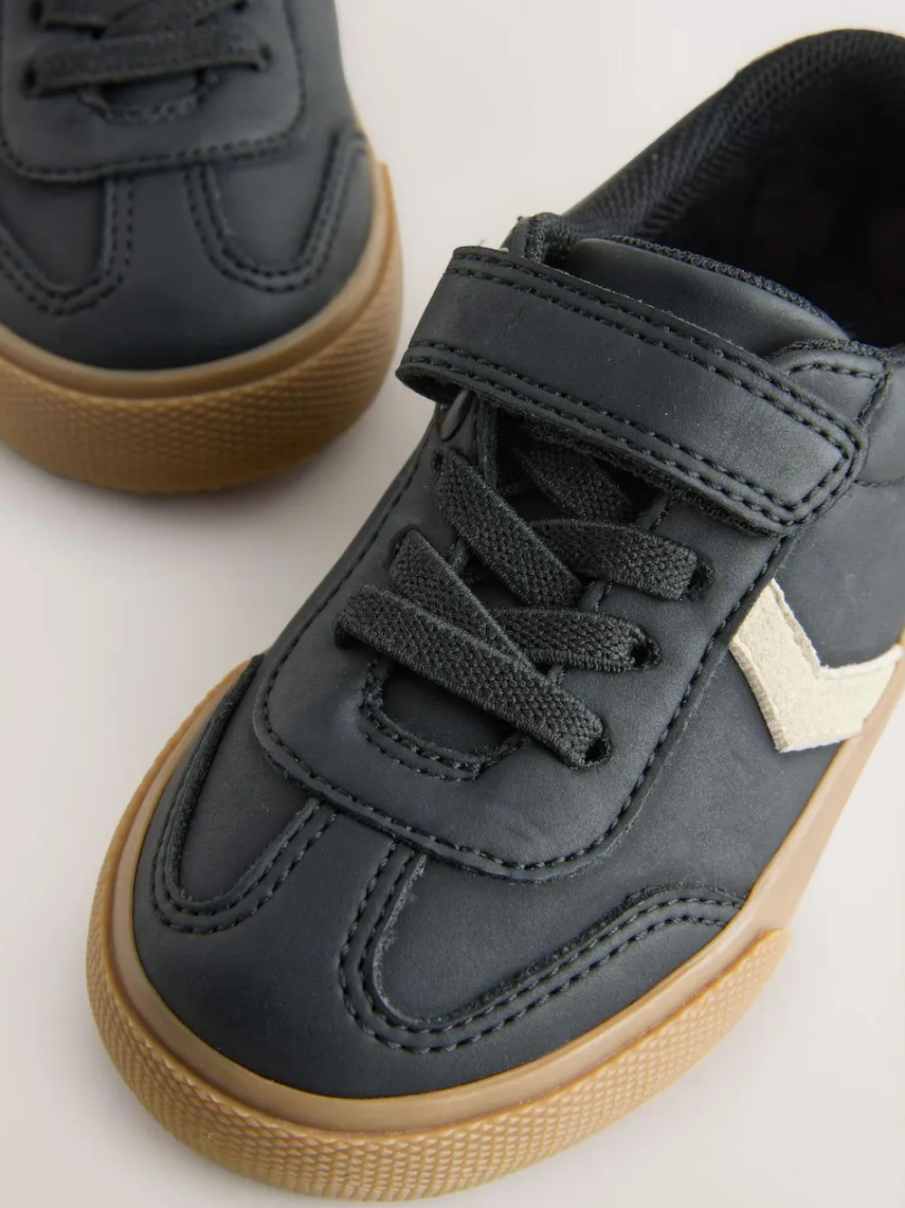 Next Black Standard Fit (F) Touch Fastening Elastic Lace Trainers^BOY Sneakers|Sneakers