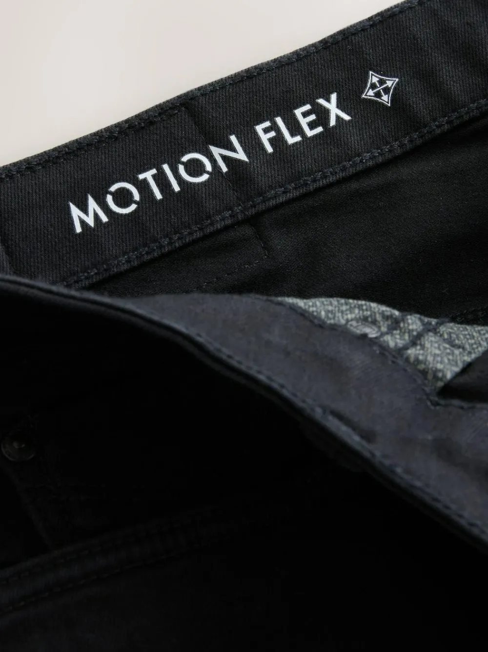 Next Black Straight Fit Motionflex Jeans^ Jeans|Jeans