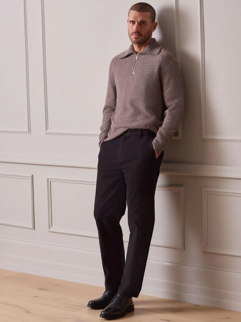 Sale Next Straight Fit Ultimate Chino Trousers Black