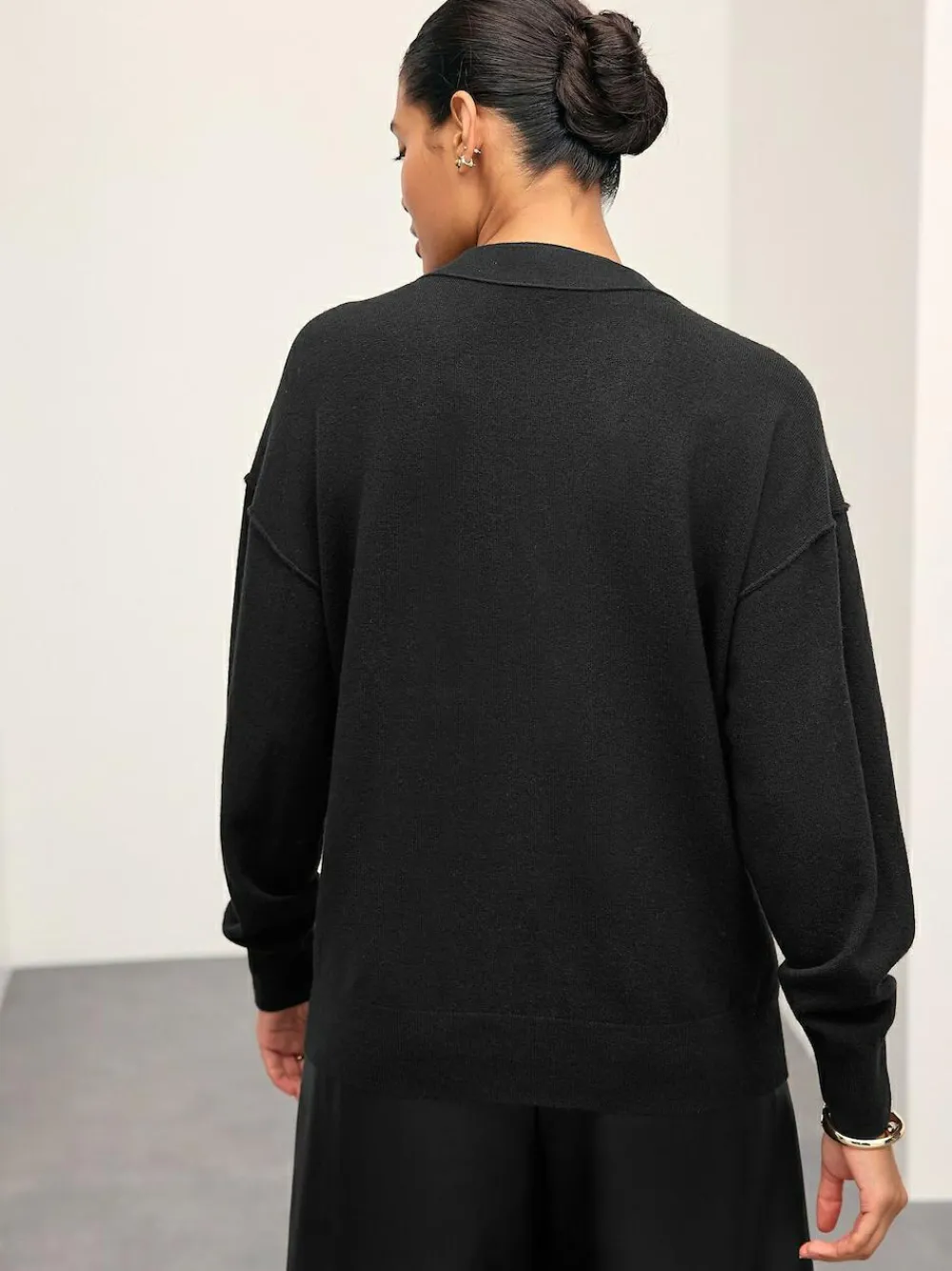 Next Black Supersoft V-Neck Cardigan With Pockets^Women Knitwear|Knitwear