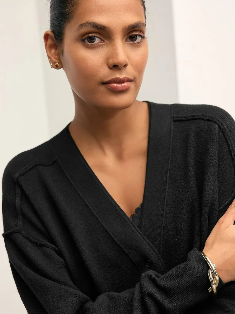 Next Black Supersoft V-Neck Cardigan With Pockets^Women Knitwear|Knitwear