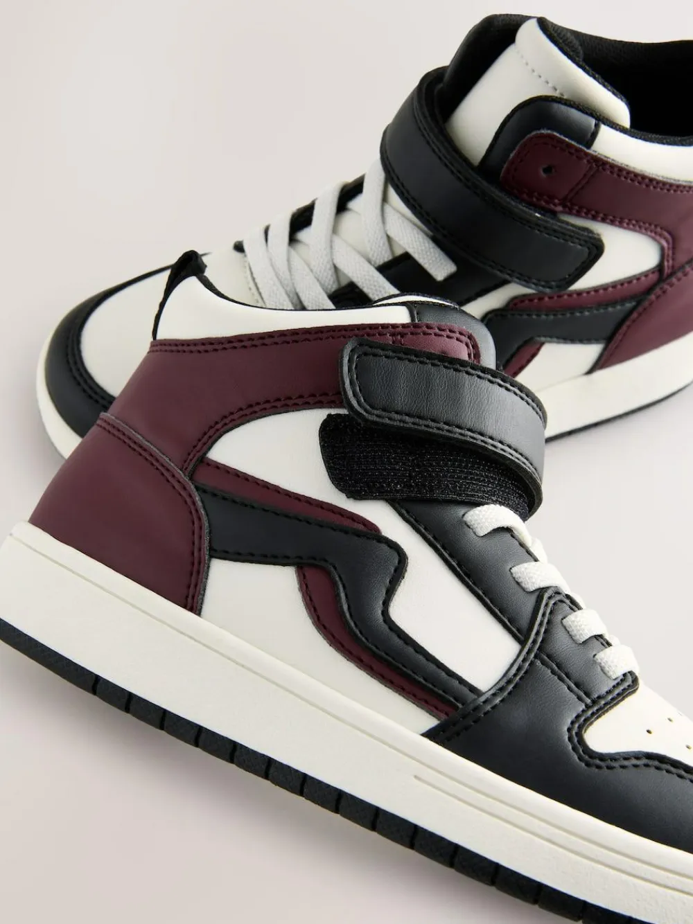 Next Standard Fit (F) Elastic Lace High Top Trainers^BOY Sneakers