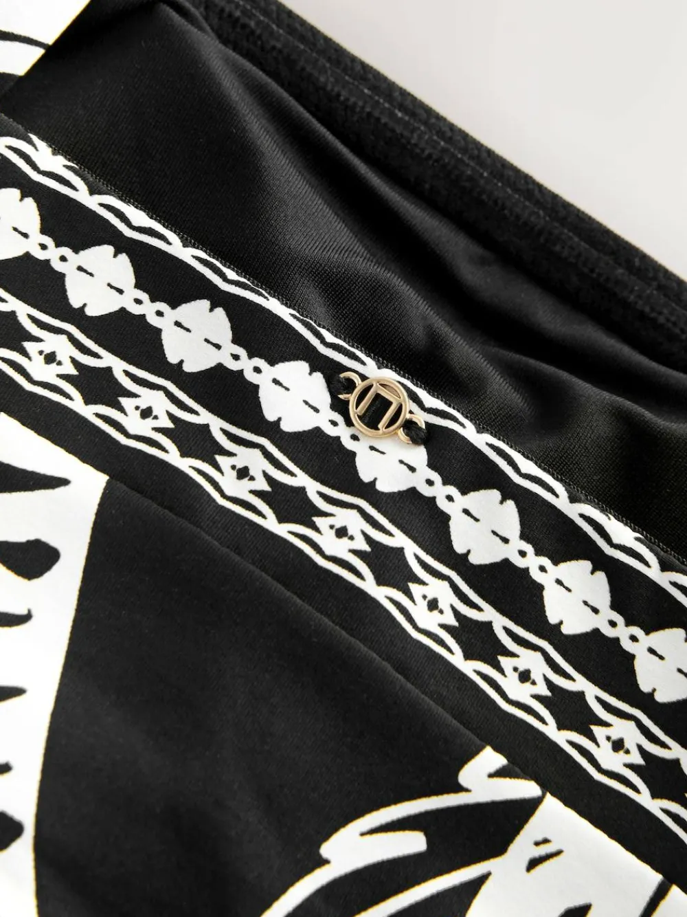 Sale Next Black/Cream Palm Bandeau Ruched Leg Tummy Control Shaping Swimsuit