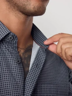 Outlet Next Regular Fit Long Sleeve Print Shirt Black/Gold Link