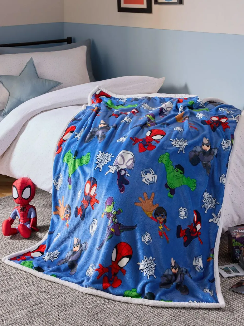 Hot Next Blue Spidey Super Soft Fleece Throw Blanket