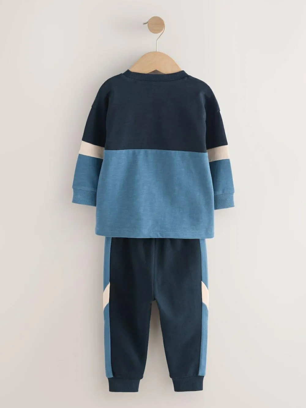 Next Long Sleeve Soft Touch T-Shirt and Joggers Set (3mths-7yrs)^BOY Sets & Co-Ords|Sets & Co-Ords