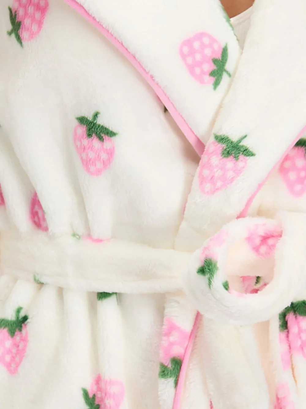 Boux Avenue White Fluffy Strawberry Short Dressing Gown^Women Bathrobes