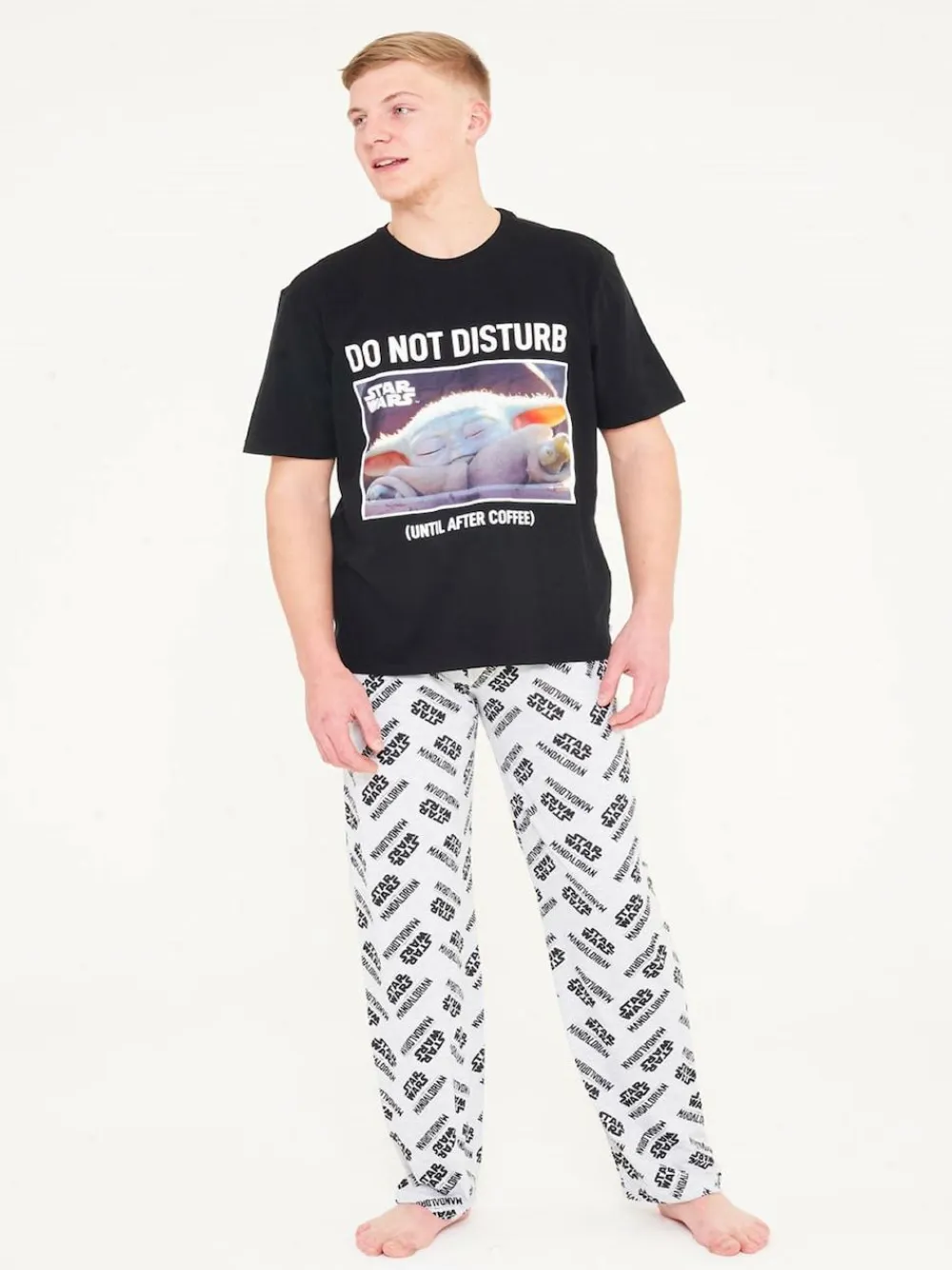 Discount Brand Threads Black Mens Star Wars The Mandolorian 100% Cotton Pyjamas Set