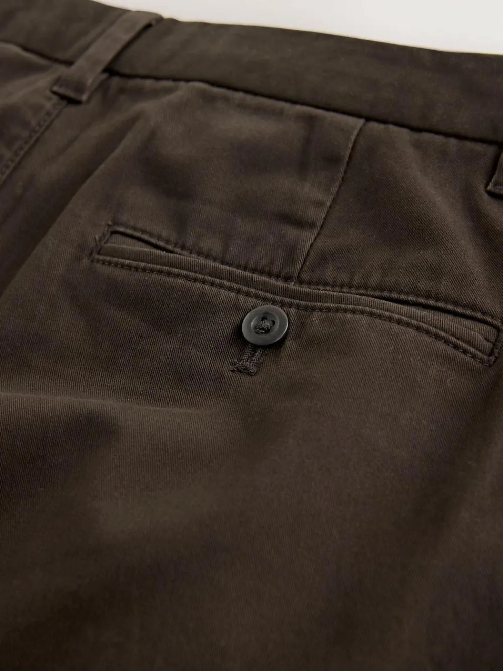 Discount Next Regular Tapered Fit Single Pleated Stretch Chinos Trousers Brown