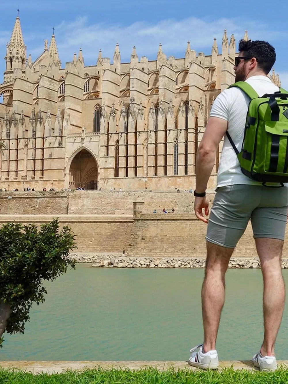 Cabin Max Green Memphis 24 Litre 40cm Travel Backpack