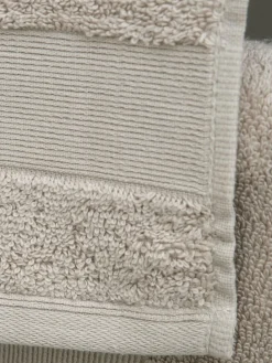 Catherine Lansfield 6 Piece Anti-Bacterial Towel Bales^ Towels & Bathmats