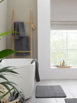 Catherine Lansfield 6 Piece Anti-Bacterial Towel Bales^ Towels & Bathmats