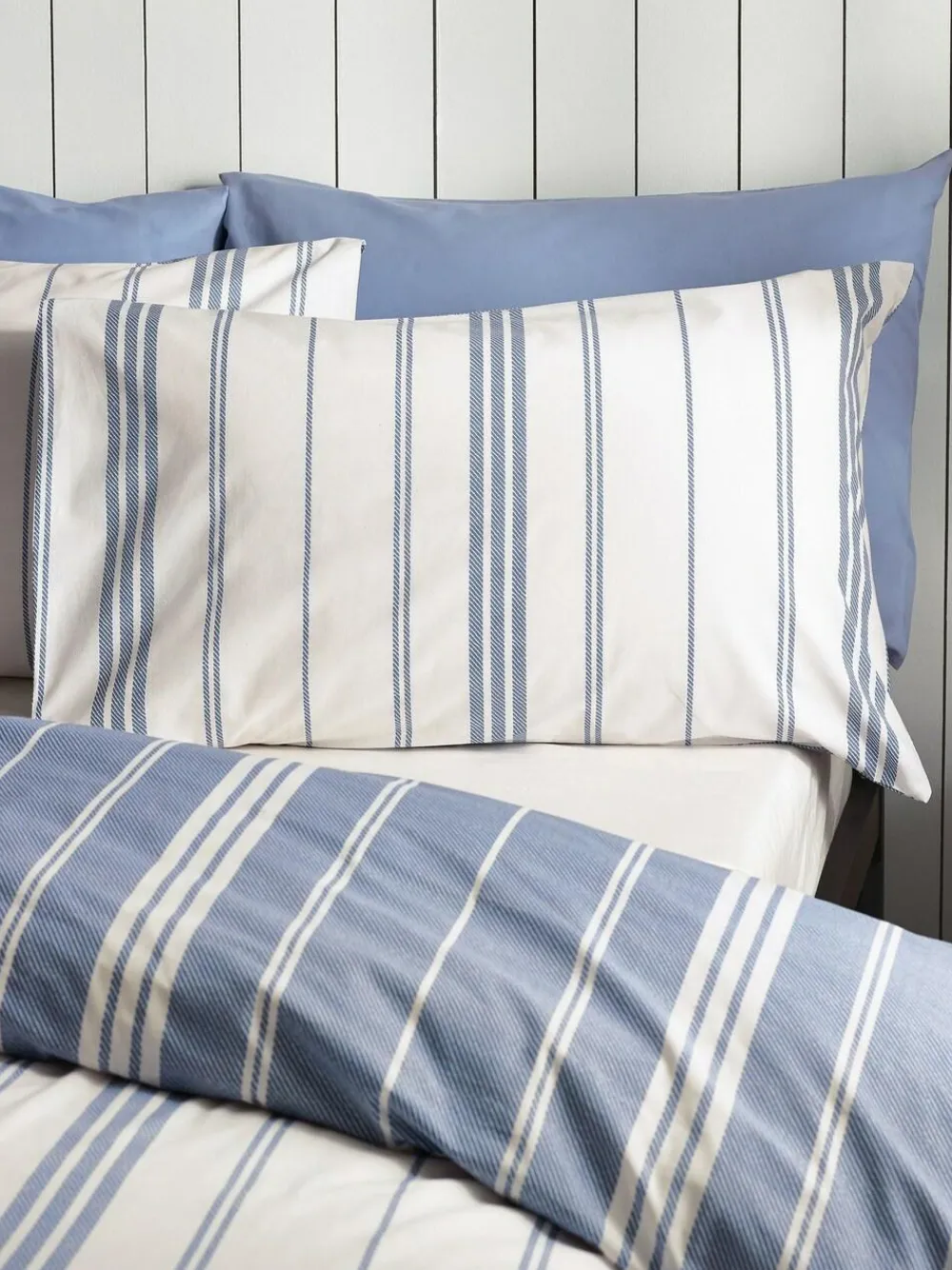 Catherine Lansfield Harbour Stripe Reversible Duvet Cover Set^ Branded Bedlinen