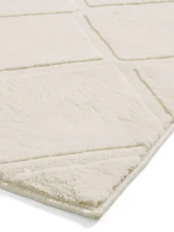 Catherine Lansfield Cream Cosy Diamond Washable Rug^ Rugs & Runners