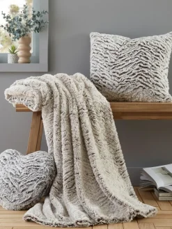 Catherine Lansfield Grey Wolf Faux Fur Blanket Throw^ Cushions & Throws