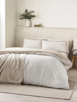 Catherine Lansfield Oxford Pinstripe Reversible Duvet Cover Set^ Branded Bedlinen