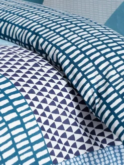 Outlet Catherine Lansfield Teal Blue Larsson Geo Duvet Cover and Pillowcase Set