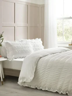 Catherine Lansfield Seersucker Frill Duvet Cover Set^ Branded Bedlinen