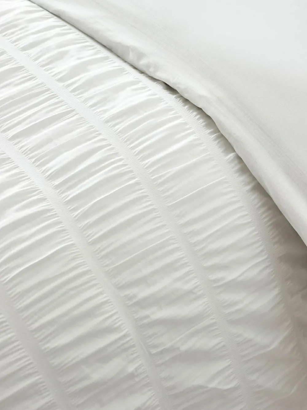 Catherine Lansfield Seersucker Frill Duvet Cover Set^ Branded Bedlinen