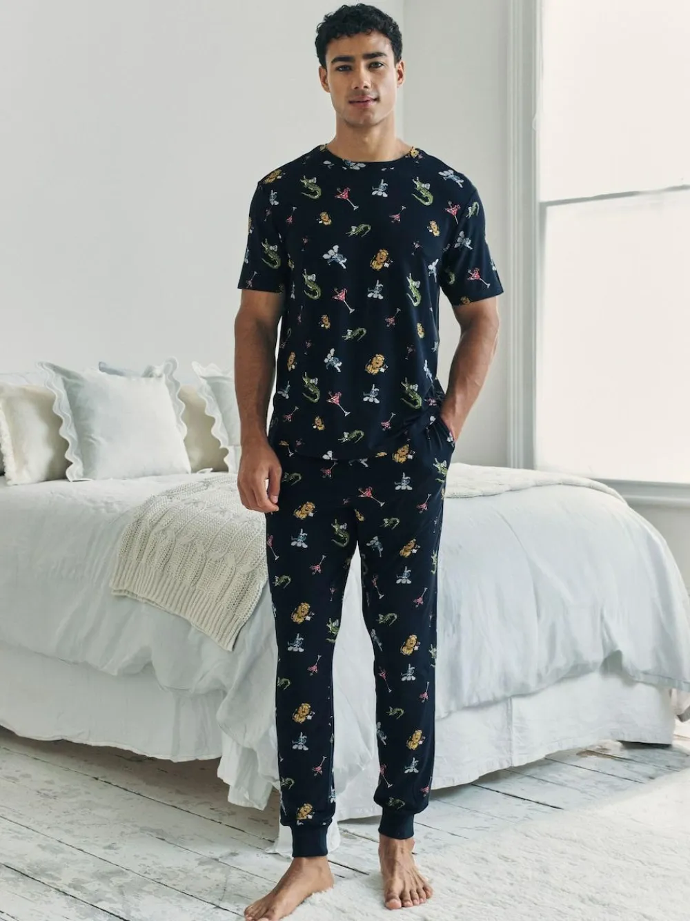 Online Chelsea Peers Blue Wild Dining Print Pyjamas Set