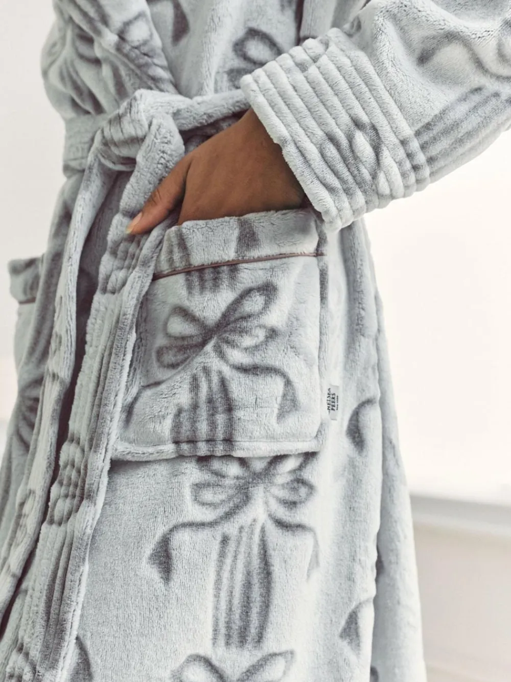 Outlet Chelsea Peers Cream Fleece Burnout Ribbon Bow Long Dressing Gown