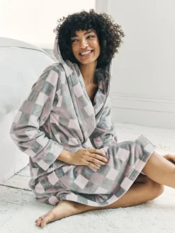 Chelsea Peers Cream Fleece Check Hooded Dressing Gown^Women Bathrobes